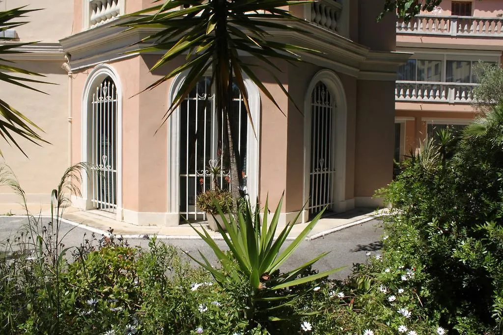 Apartment Villa Anahit Nice 0*,