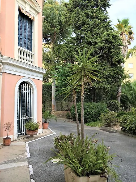 Apartment Villa Anahit Nice 0*,
