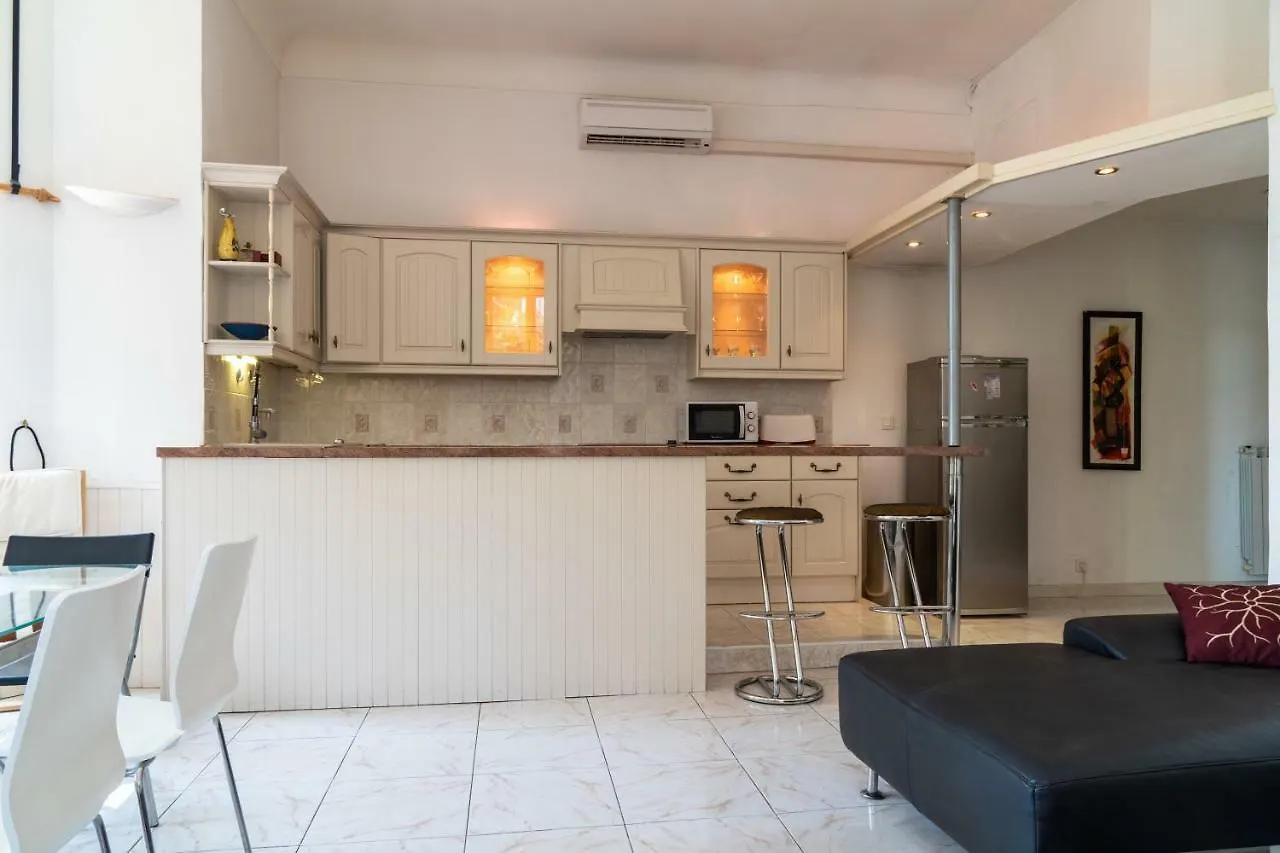 Apartment Villa Anahit Nice 0*,